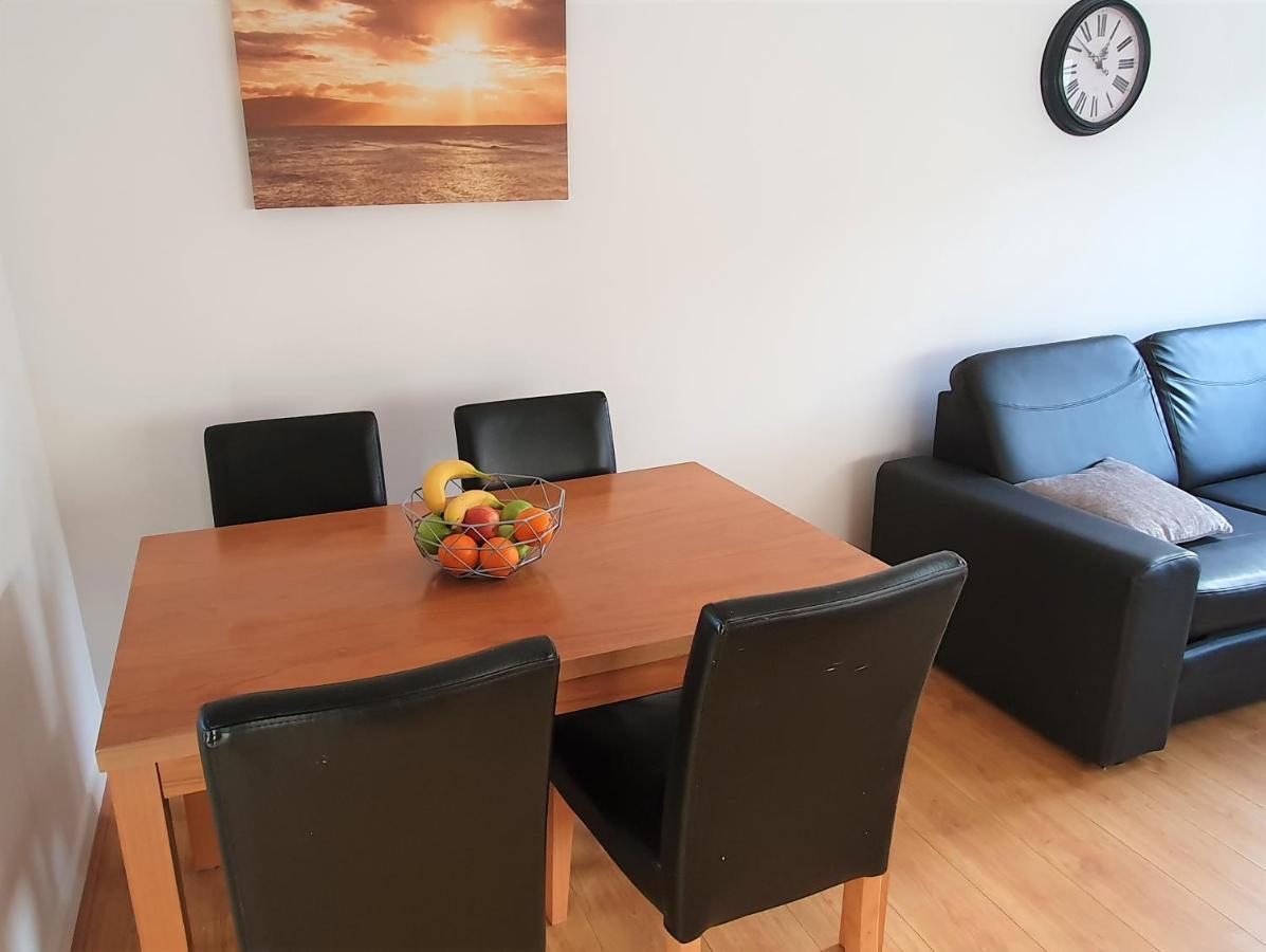 Modern One Bedroom Apt - City Centre & Freeparking Glasgow Kültér fotó